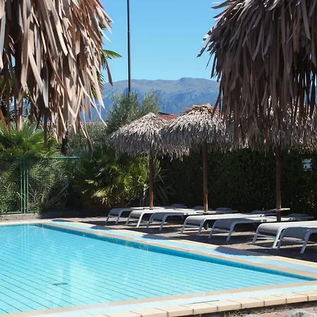 Estivo Premium Deluxe Mobile Homes On Del Sole Village *