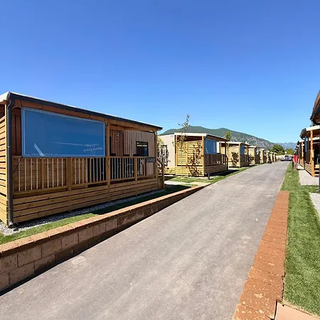 Camping Estivo Premium Deluxe Mobile Homes On Del Sole Village Iseo