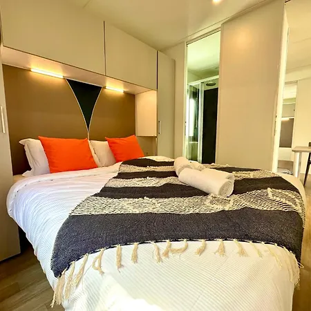 Estivo Premium Deluxe Mobile Homes On Del Sole Village Iseo