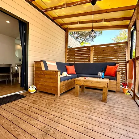 Estivo Premium Deluxe Mobile Homes On Del Sole Village Campsite *