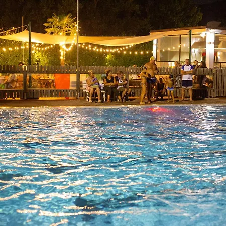 Campsite Estivo Premium Deluxe Mobile Homes On Del Sole Village Iseo