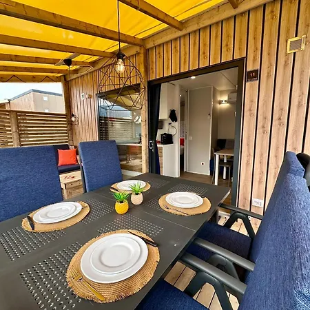 Estivo Premium Deluxe Mobile Homes On Del Sole Village Campsite