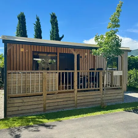 Estivo Premium Deluxe Mobile Homes On Del Sole Village Campsite Iseo